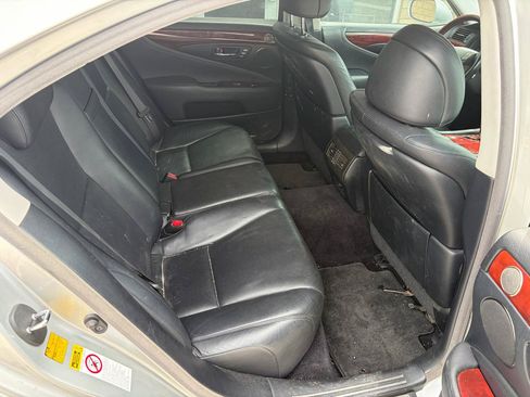 Used 2007 Lexus LS 460 RWD image 4