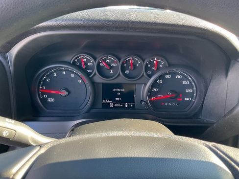 Used 2022 Chevrolet Silverado 2500 Custom image 9