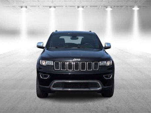 Used 2018 Jeep Grand Cherokee Limited image 3
