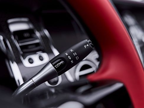 Used 2020 Rolls-Royce Dawn RWD image 67