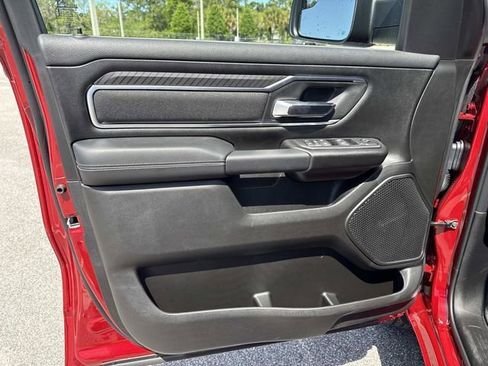 New 2026 RAM 1500 4x4 Crew Cab image 17