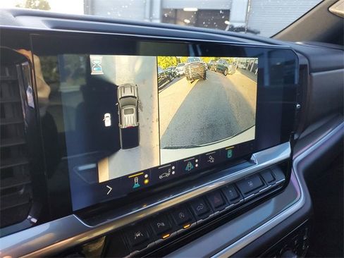 Used 2022 Chevrolet Silverado 1500 High Country w/ High Country Premium Package image 29