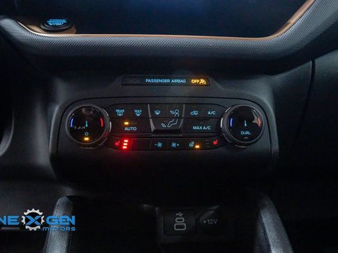 Used 2023 Ford Bronco Sport Outer Banks w/ Tech Package image 19