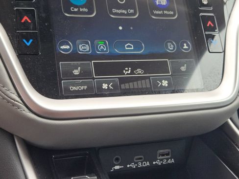 Certified 2025 Subaru Outback Premium AWD/4WD image 27