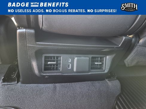 Used 2023 Chevrolet Silverado 1500 LT w/ Z71 Off-Road Package AWD/4WD image 18