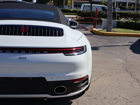 Used 2023 Porsche 911 Carrera w/ Premium Package RWD image 21