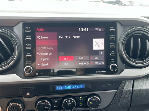 Used 2023 Toyota Tacoma TRD Sport w/ Technology Package AWD/4WD image 41