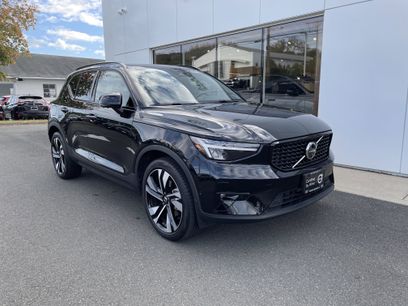Certified 2025 Volvo XC40 B5 Plus