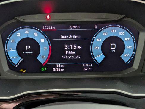 New 2025 Audi Q3 2.0T Premium image 15