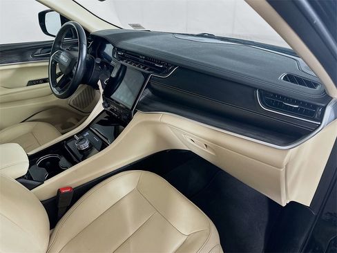 Used 2021 Jeep Grand Cherokee L Limited image 31