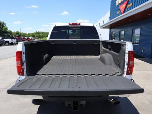 Used 2014 Chevrolet Silverado 3500 LTZ w/ LTZ Plus Package AWD/4WD image 9