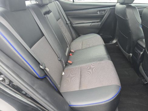 Used 2017 Toyota Corolla SE w/ Carpet Mat Package (TMS) FWD image 17