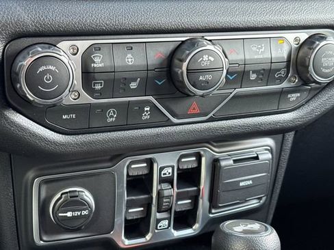 New 2025 Jeep Wrangler Unlimited Sport AWD/4WD image 20