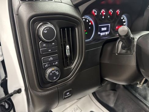 Used 2022 Chevrolet Silverado 2500 W/T w/ WT Convenience Package image 6