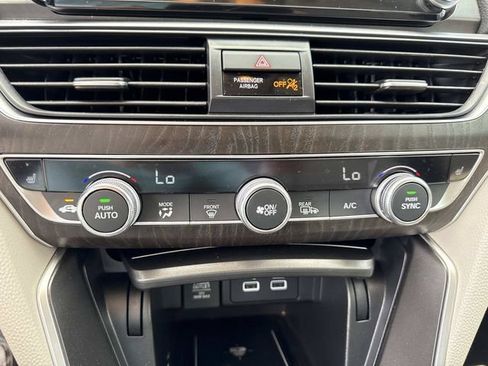 Used 2022 Honda Accord EX-L image 28