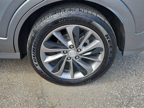 Used 2020 Buick Encore GX Essence w/ Advanced Technology Package FWD image 14