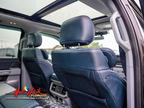 Used 2024 Ford F350 Limited image 15