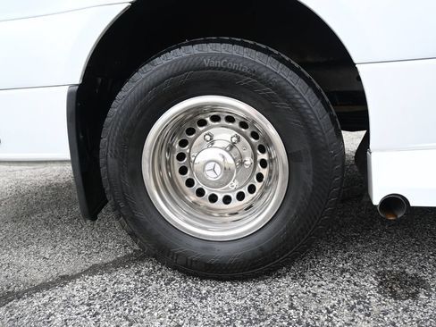 Used 2019 Mercedes-Benz Sprinter 170 image 36