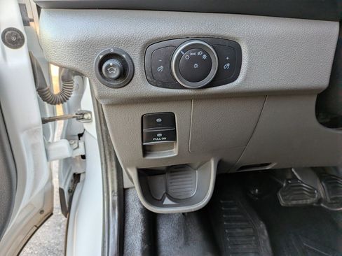 Used 2023 Ford Transit 350 XL image 17