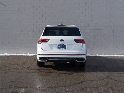 Used 2024 Volkswagen Tiguan SE R-Line image 6