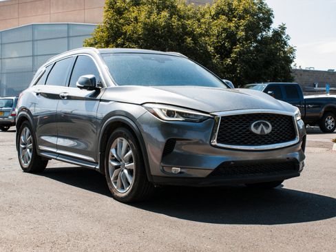 Used 2019 INFINITI QX50 Essential w/ Proactive Package AWD/4WD image 3
