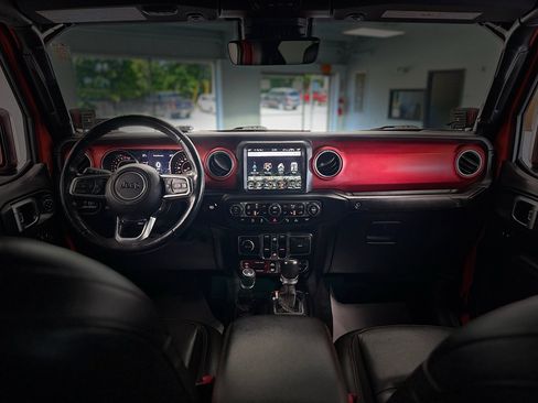 Used 2020 Jeep Gladiator Rubicon AWD/4WD image 21