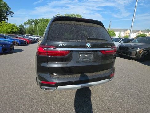 Used 2022 BMW X7 xDrive40i w/ Executive Package image 15