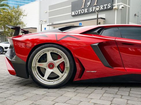 Used 2016 Lamborghini Aventador LP 750-4 Superveloce image 30