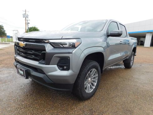 New 2025 Chevrolet Colorado LT w/ LT Convenience Package image 5
