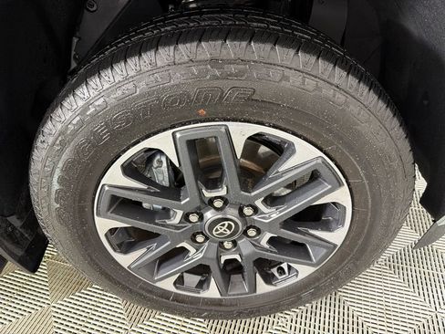 Used 2026 Toyota Sequoia Limited AWD/4WD image 13