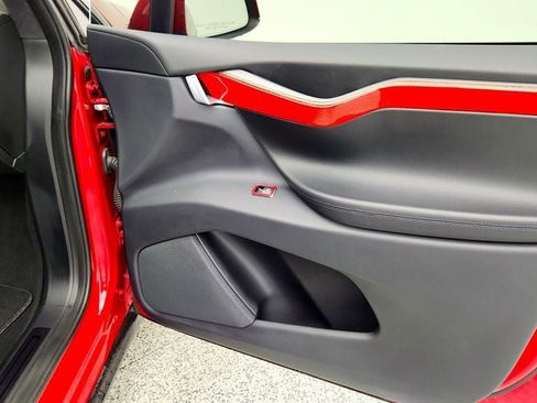 Used 2019 Tesla Model X 100D image 37