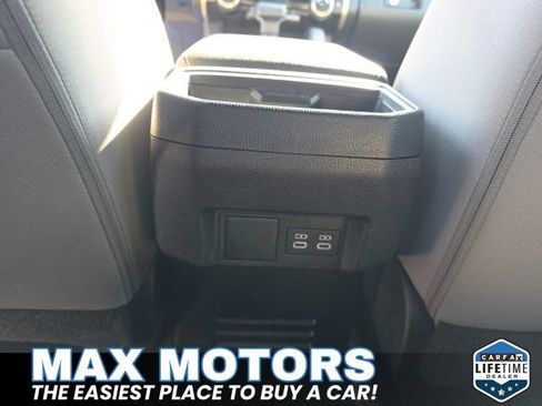 Used 2025 Toyota Tacoma TRD Off-Road AWD/4WD image 25