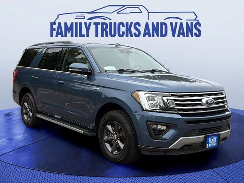 Used 2020 Ford Expedition XLT w/ Equipment Group 202A image 7