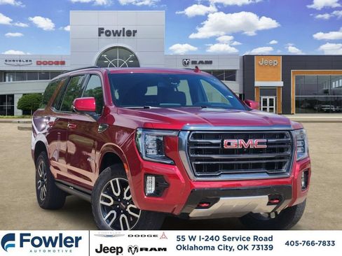 Used 2024 GMC Yukon AT4 w/ Technology Package AWD/4WD image 1