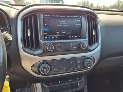 Used 2021 Chevrolet Colorado LT w/ LT Convenience Package image 23