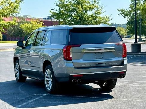 Used 2023 GMC Yukon XL Denali AWD/4WD image 5