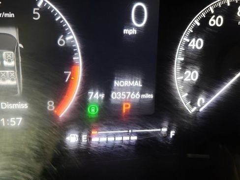 Used 2024 Honda Civic Sport image 29