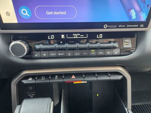Used 2024 Toyota Sequoia Limited w/ Tow Technology Package AWD/4WD image 18