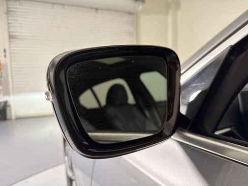 Used 2024 BMW 330i Sedan w/ Convenience Package RWD image 21