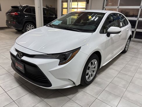 New 2026 Toyota Corolla LE image 1