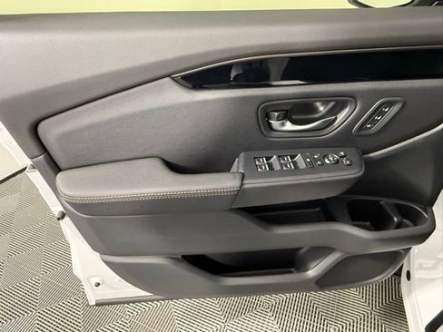 New 2026 Honda Pilot TrailSport image 15