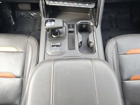 Used 2023 GMC Sierra 1500 AT4 w/ AT4 Premium Package AWD/4WD image 41