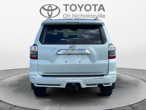 Used 2024 Toyota 4Runner Limited AWD/4WD image 5