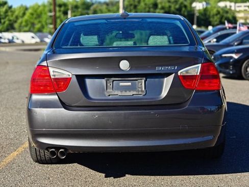 Used 2006 BMW 325i Sedan RWD image 6