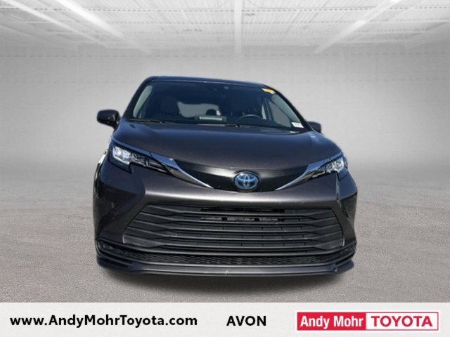 Used 2021 Toyota Sienna LE FWD image 4