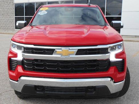 Used 2023 Chevrolet Silverado 1500 LT w/ Z71 Off-Road Package image 28