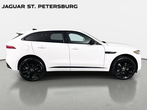 New 2026 Jaguar F-PACE R-Dynamic S image 4