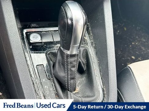 Used 2017 Volkswagen Jetta Sport FWD image 23