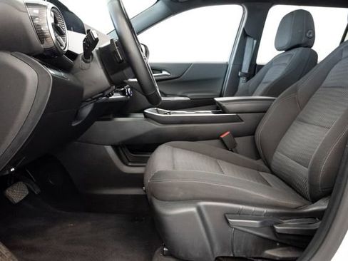 Used 2025 Chevrolet Equinox LT image 11