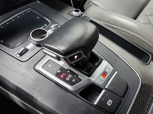 Used 2019 Audi SQ5 Premium Plus image 37